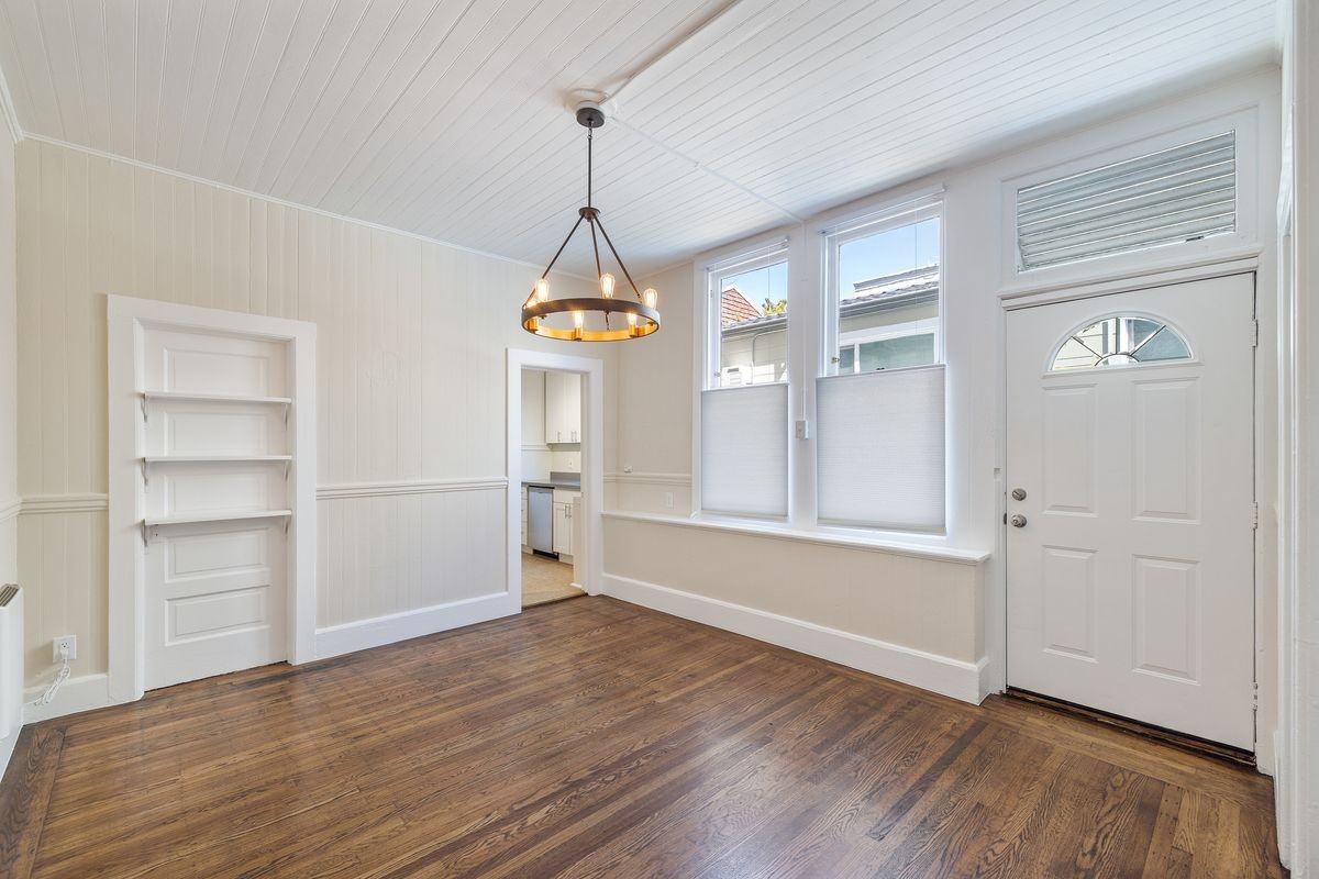 282 Monterey Blvd - Photo 3 of 18