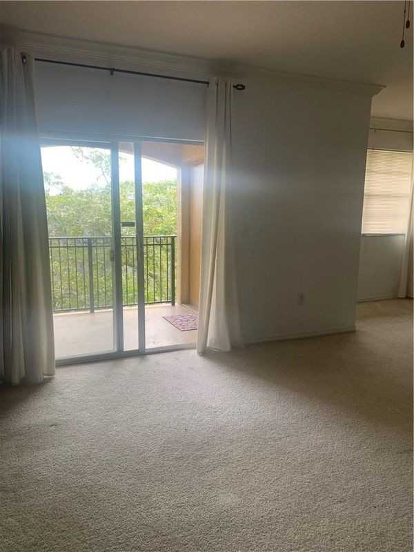 131 Sw 117th Ave - Photo 7 of 12