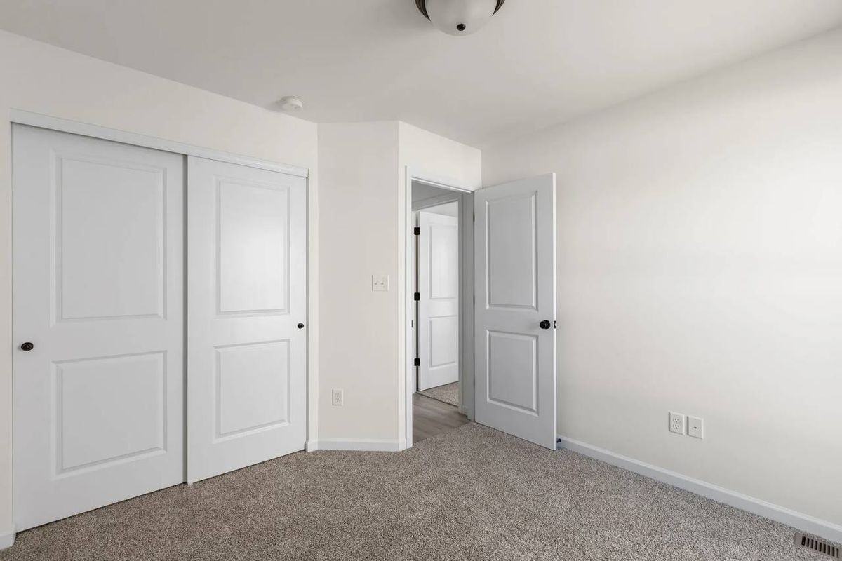 18415 Boone Ridge Manor Dr - Photo 4 of 11
