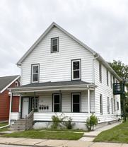 1008 Rhomberg Ave - Photo 1 of 1