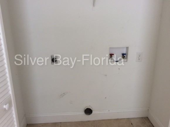 5305 Starhill Pl - Photo 2 of 10