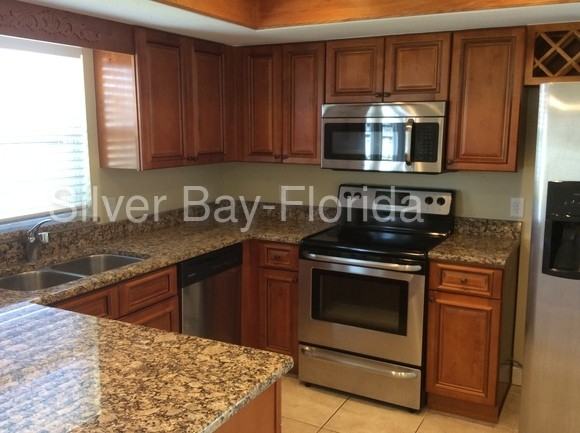 5305 Starhill Pl - Photo 3 of 10