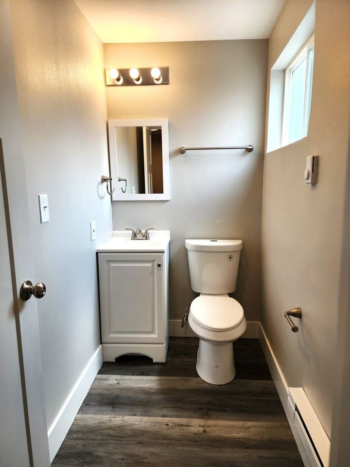 Kent Fifth Avenue Townhomes - Photo 6 of 9