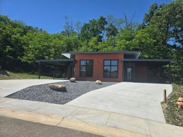 featured image of 310 Colonial Hills Rd