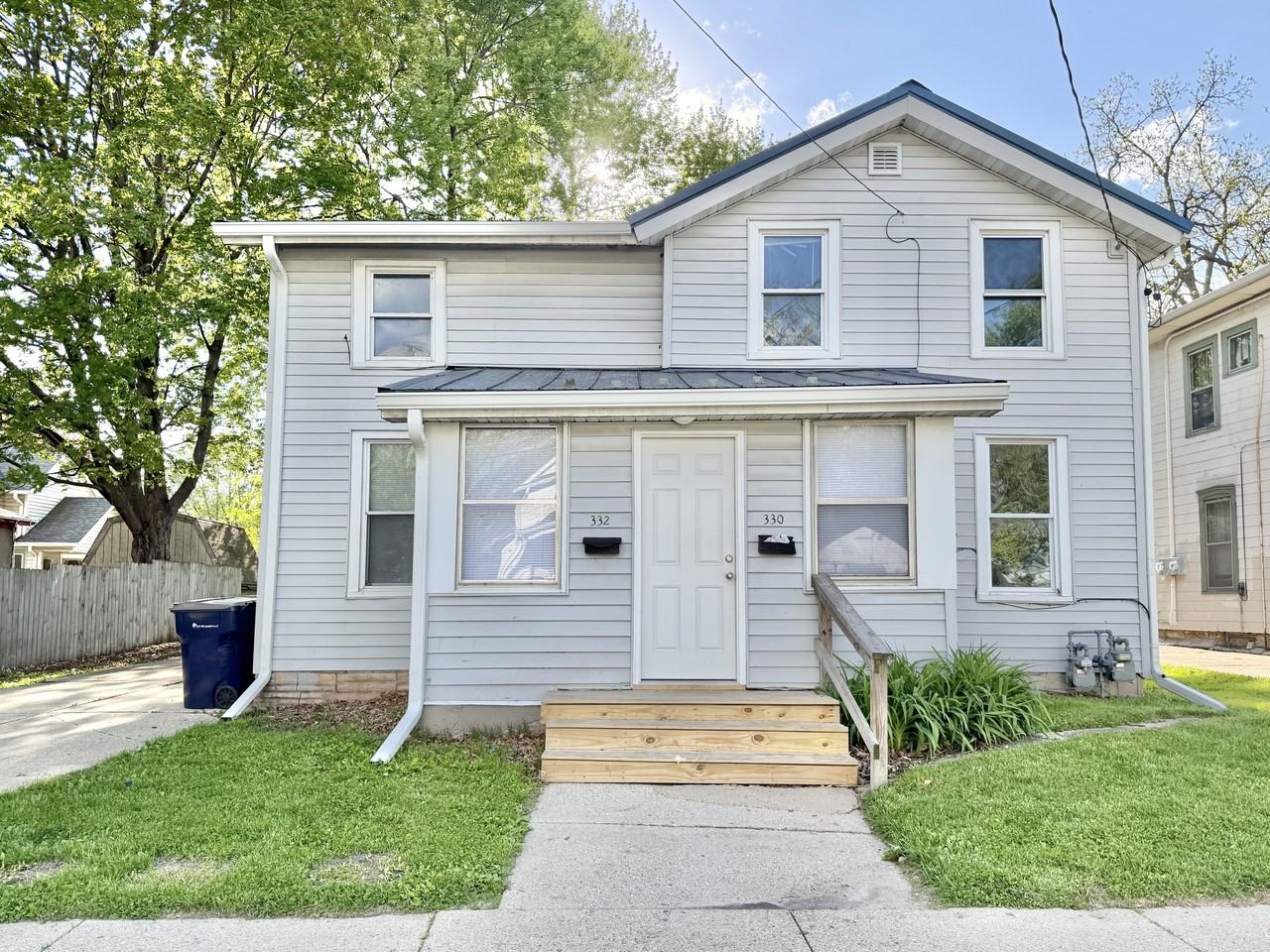 330 Lincoln St #2