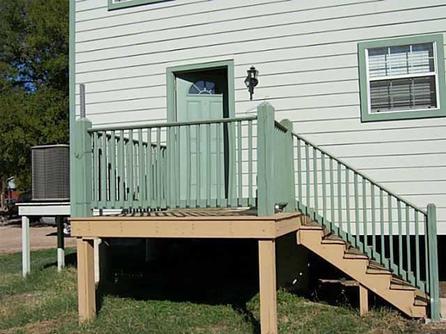 1228B Eleanor St - Photo 5 of 20