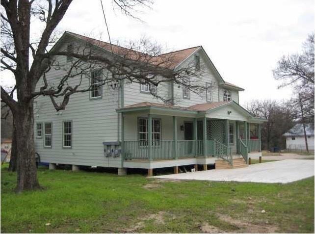 1228B Eleanor St - Photo 2 of 20