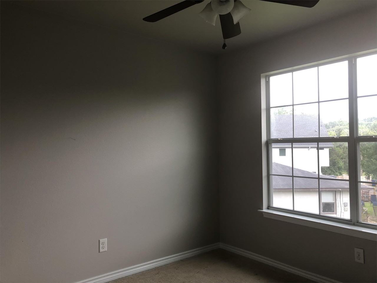 1228B Eleanor St - Photo 5 of 20