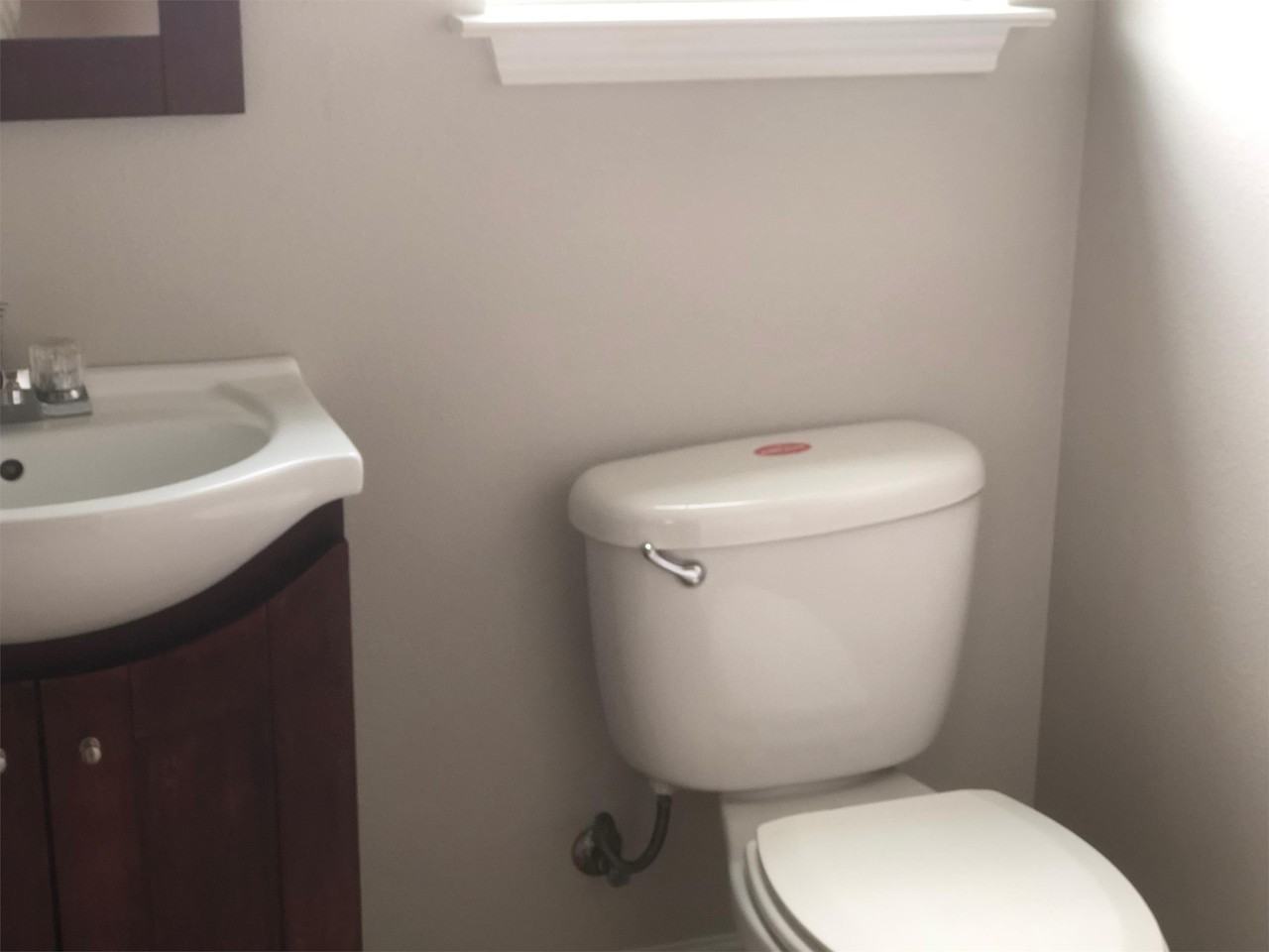 1228B Eleanor St - Photo 7 of 20