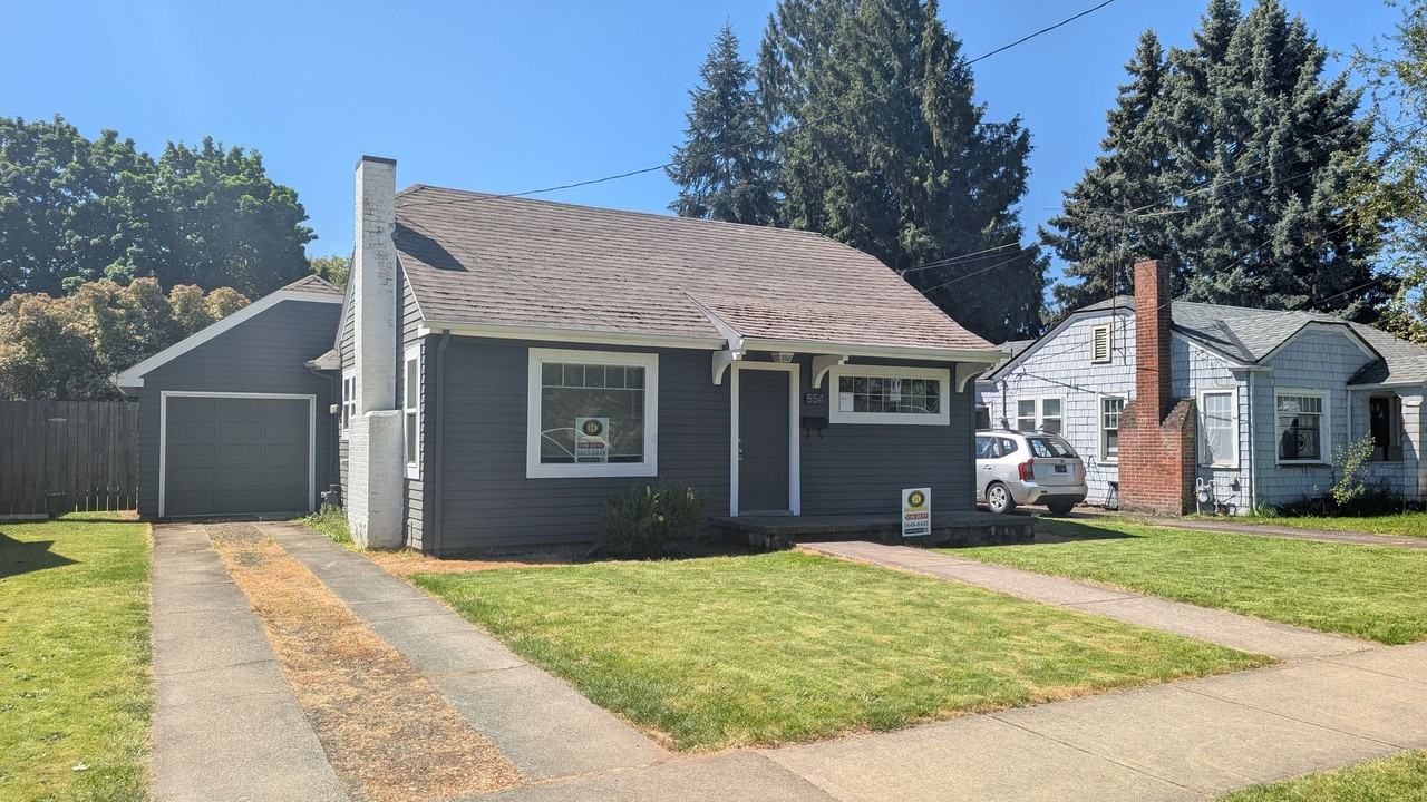554 E Main St - Photo 2 of 22