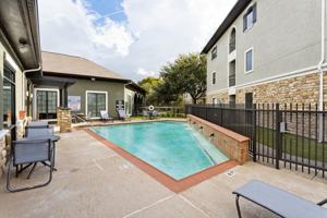 featured image of 8625 Winkler Dr