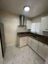 819 S Cypress Ave - Photo 1 of 1