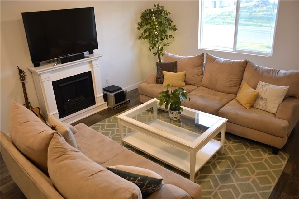168 E Legacy Pkwy - Photo 5 of 16
