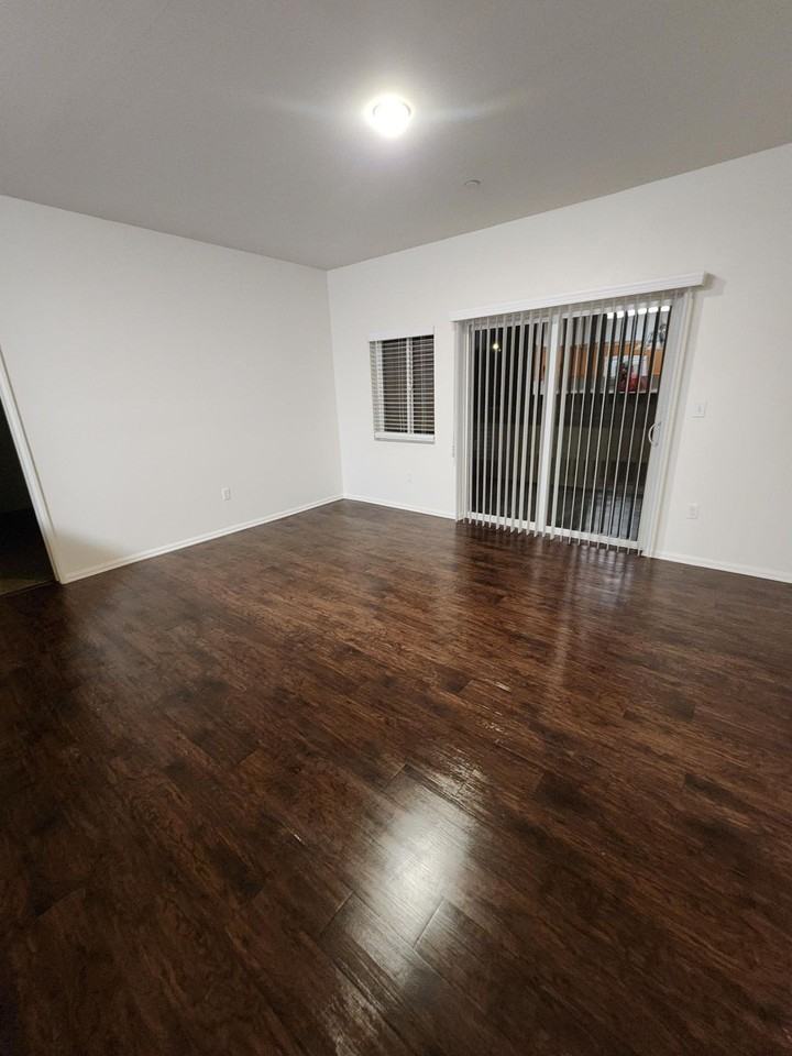 480 Treshill - Photo 2 of 8