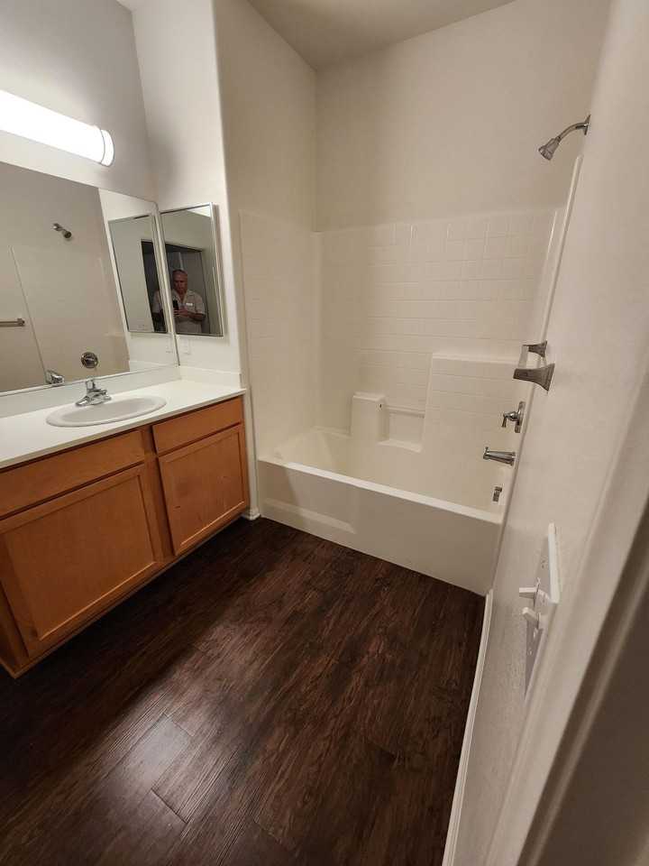 480 Treshill - Photo 3 of 8