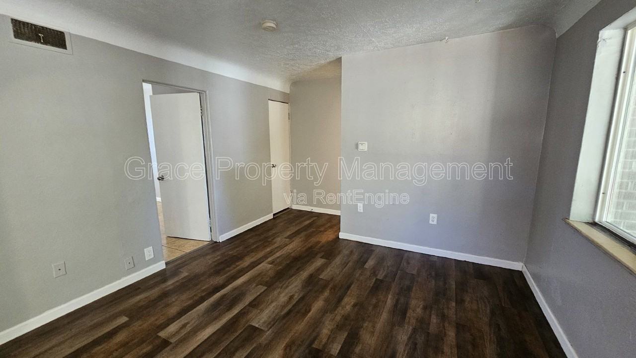 1950 Oswego St - Photo 6 of 13