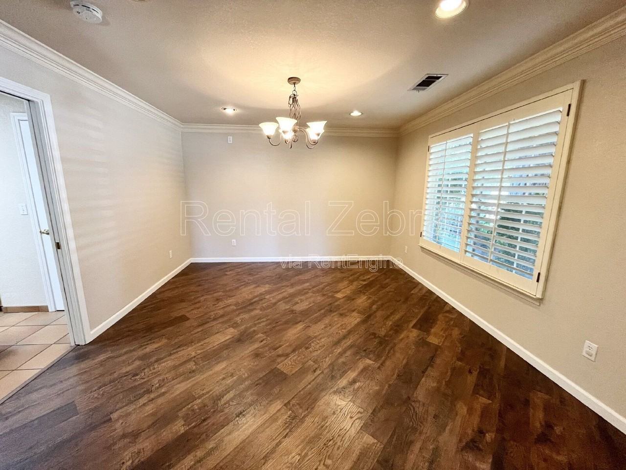 1199 Paseo Verde Dr - Photo 2 of 17