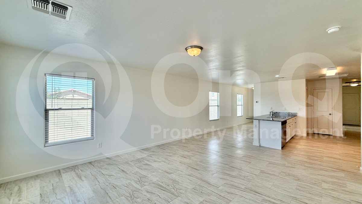 1081 W Palo Verde Ave - Photo 6 of 20
