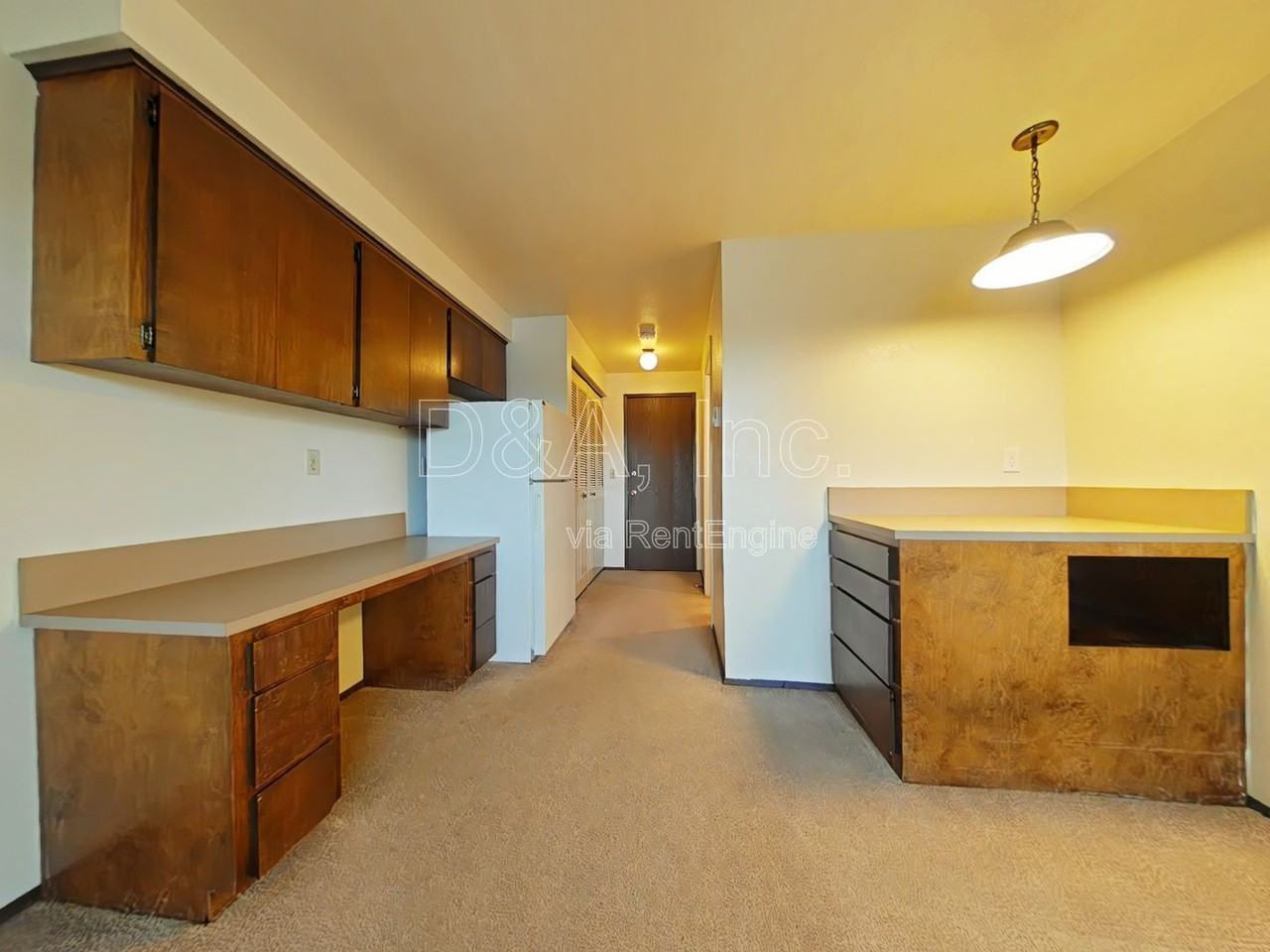 697 Jefferson St Se #6 - Photo 2 of 6