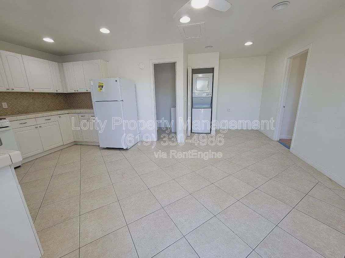 210 Goetting Way - Photo 6 of 13