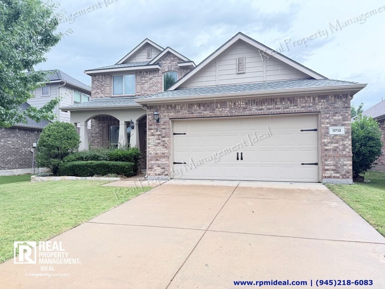 11713 Yarmouth Ln - Photo 2 of 30