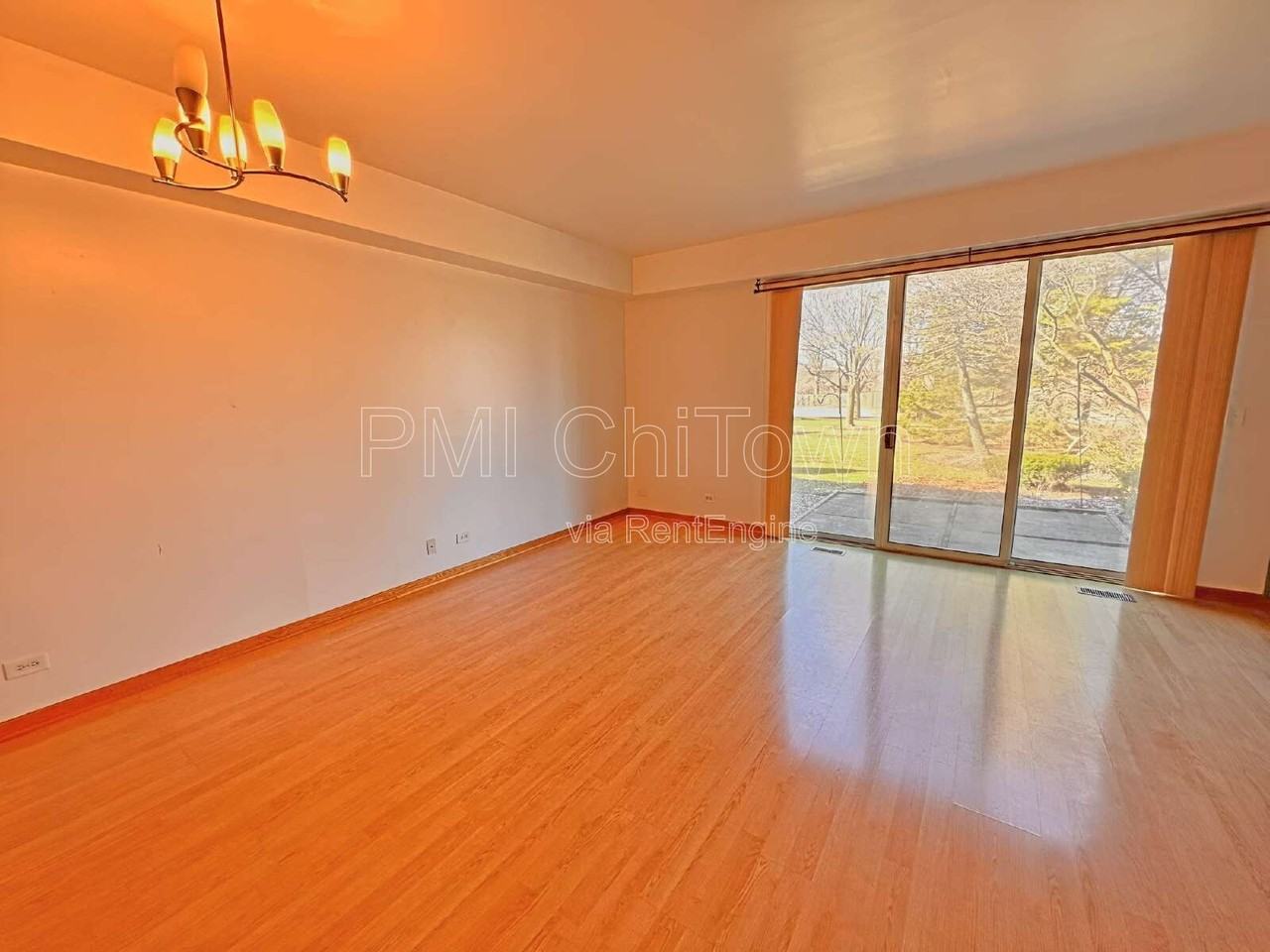 1172 Regency Dr - Photo 4 of 18