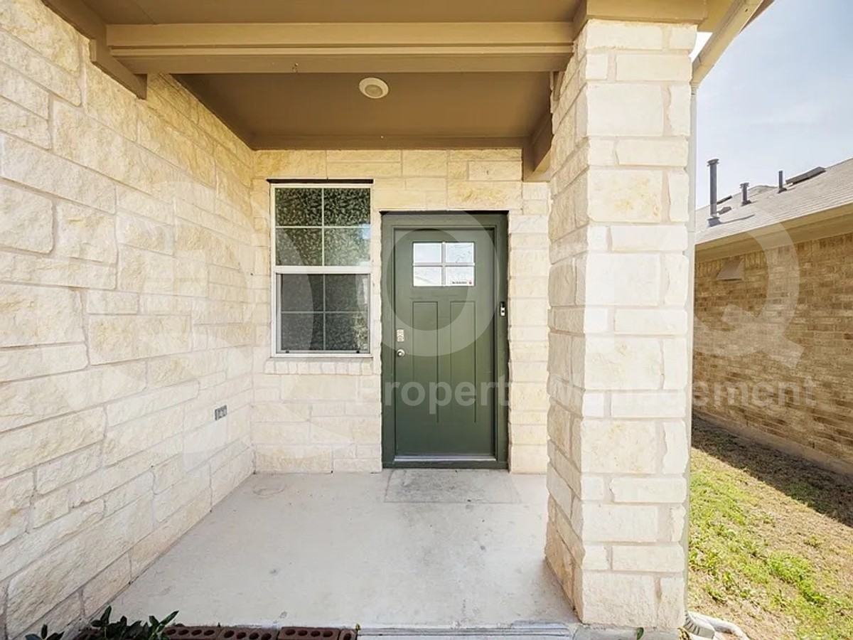 521 Otto Ave - Photo 3 of 5