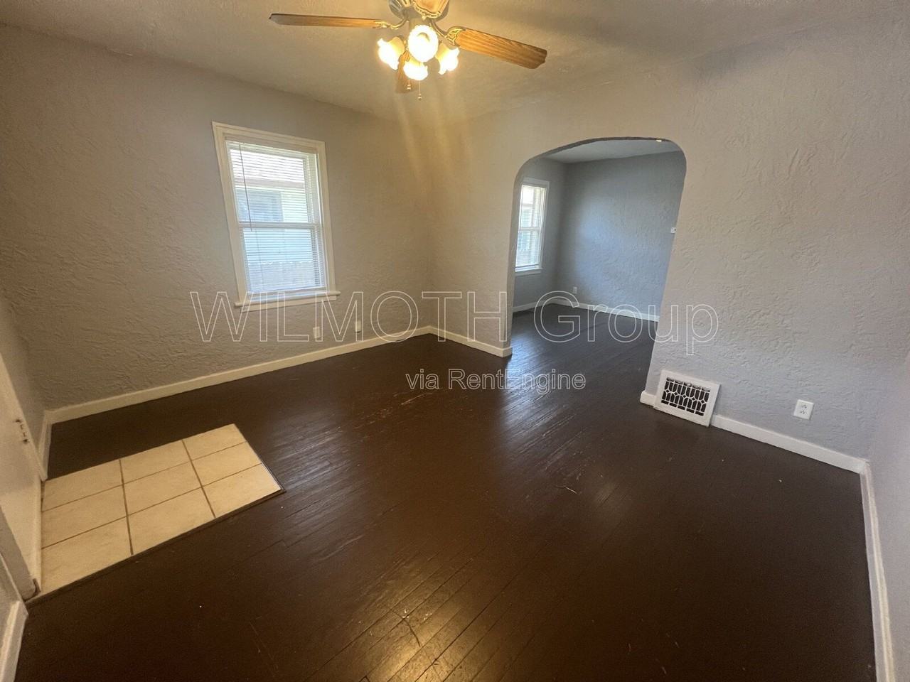 5318 Winthrop Ave - Photo 6 of 13