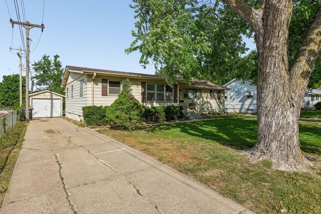 1514 N 84th St - Photo 2 of 13