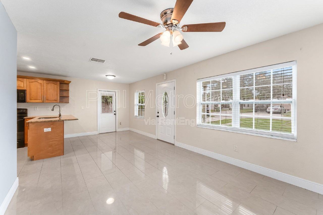 4312 W Nassau St - Photo 4 of 44