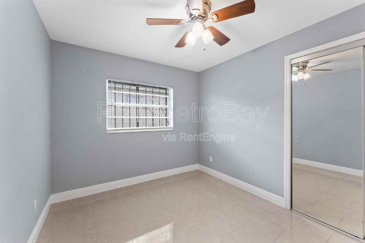 4312 W Nassau St - Photo 6 of 44