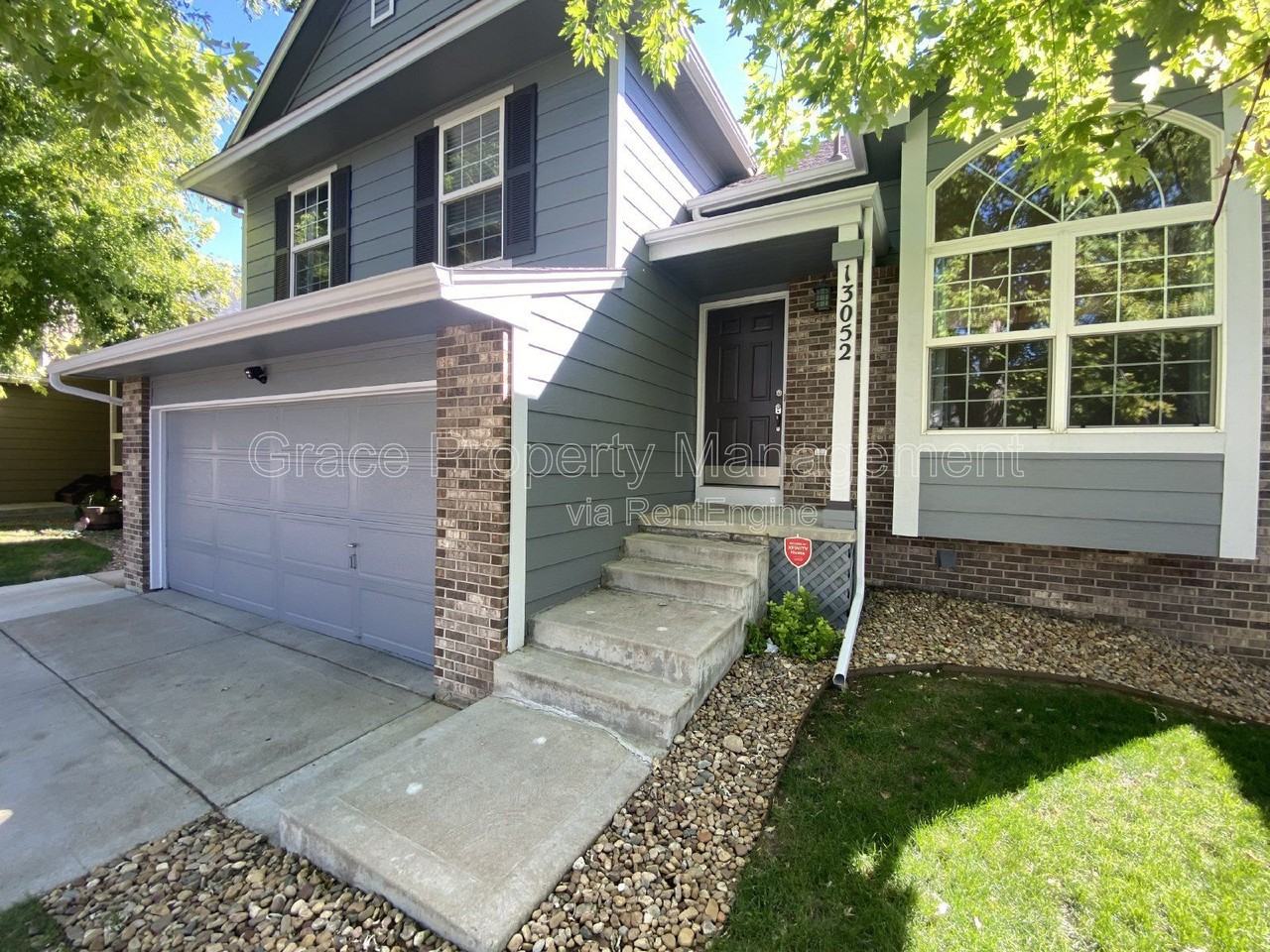 13052 Grape Ct - Photo 2 of 32
