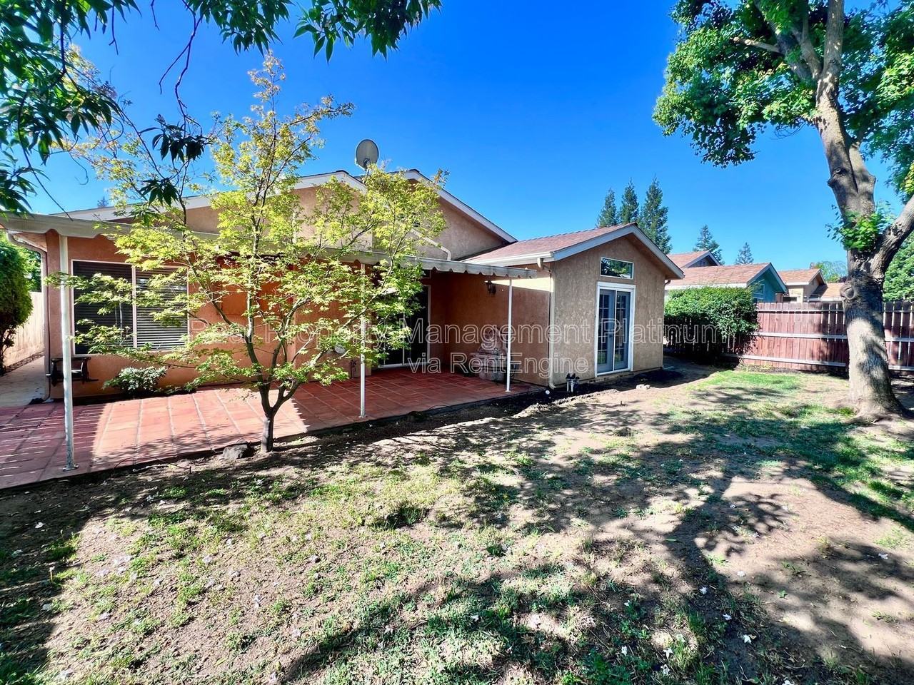 2669 Alamos Ave - Photo 7 of 22