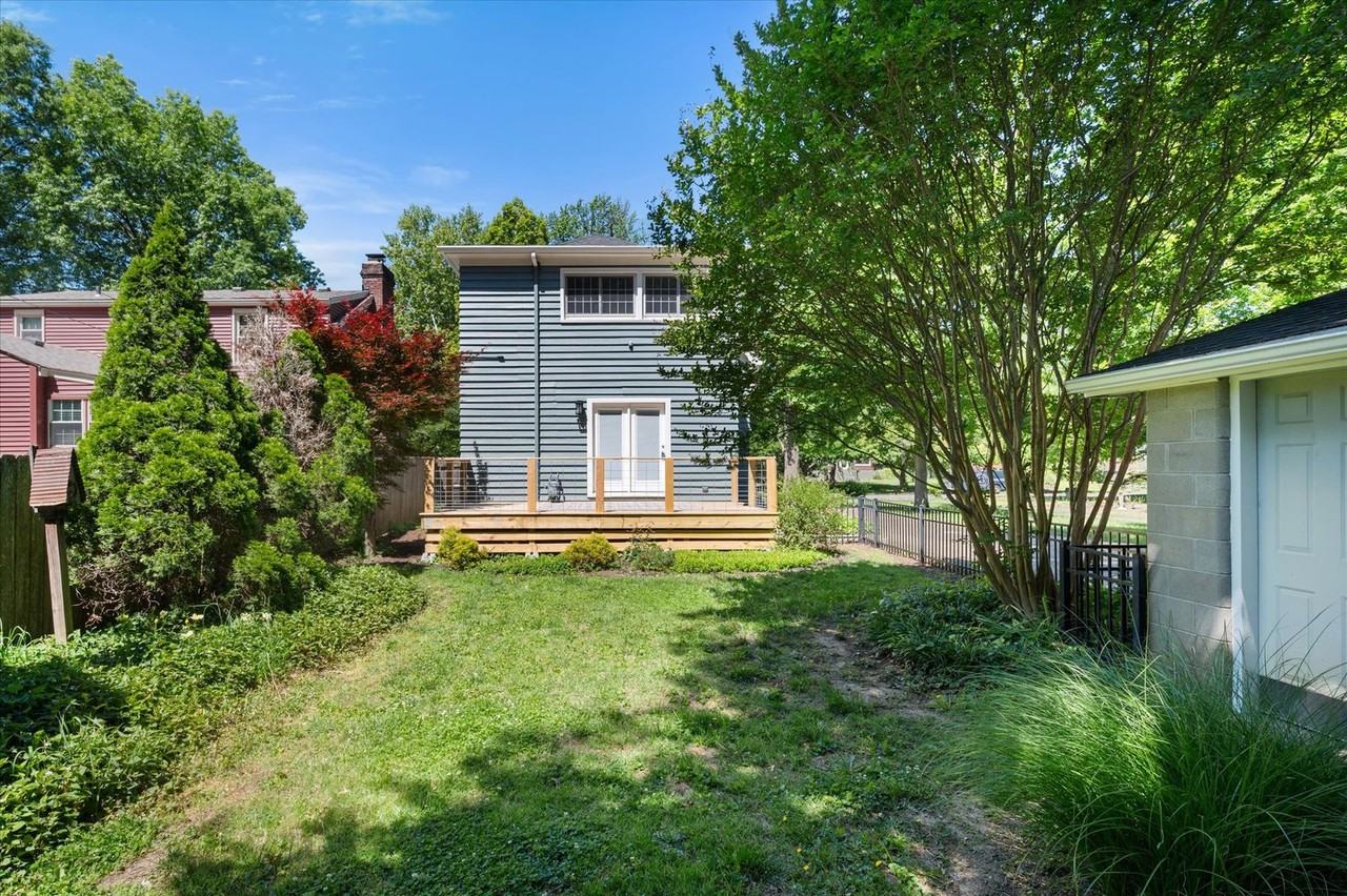 4513 S 6th St - Photo 7 of 33