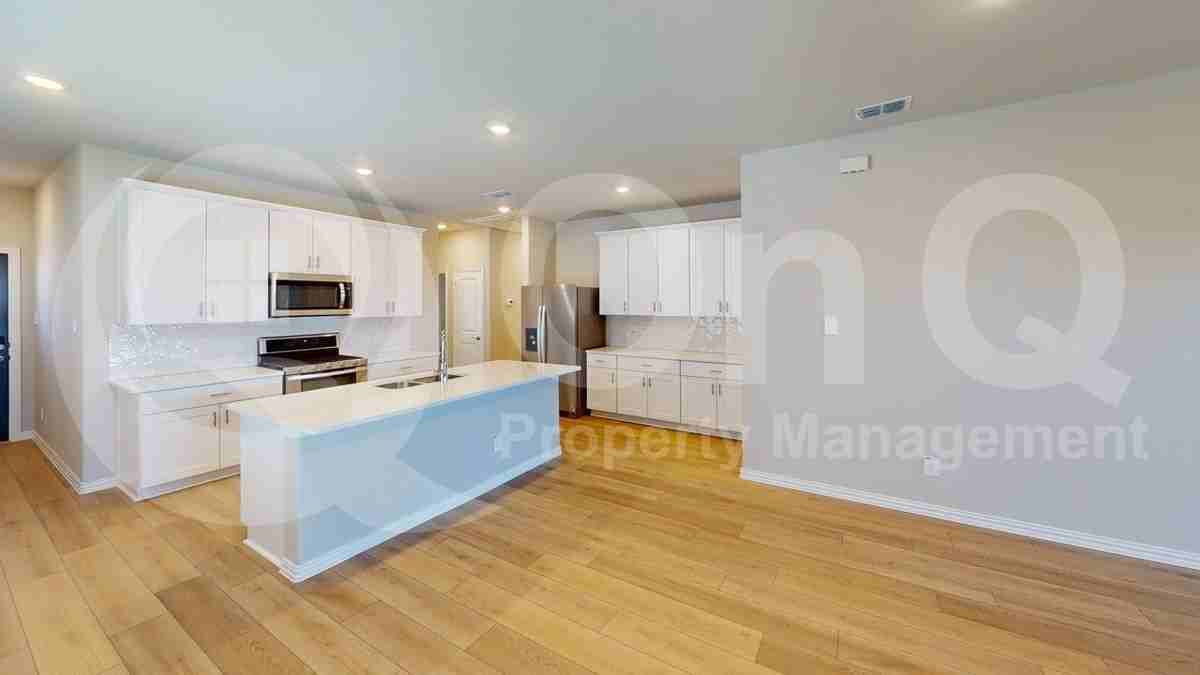 1209 Bridgewalk Dr - Photo 5 of 21