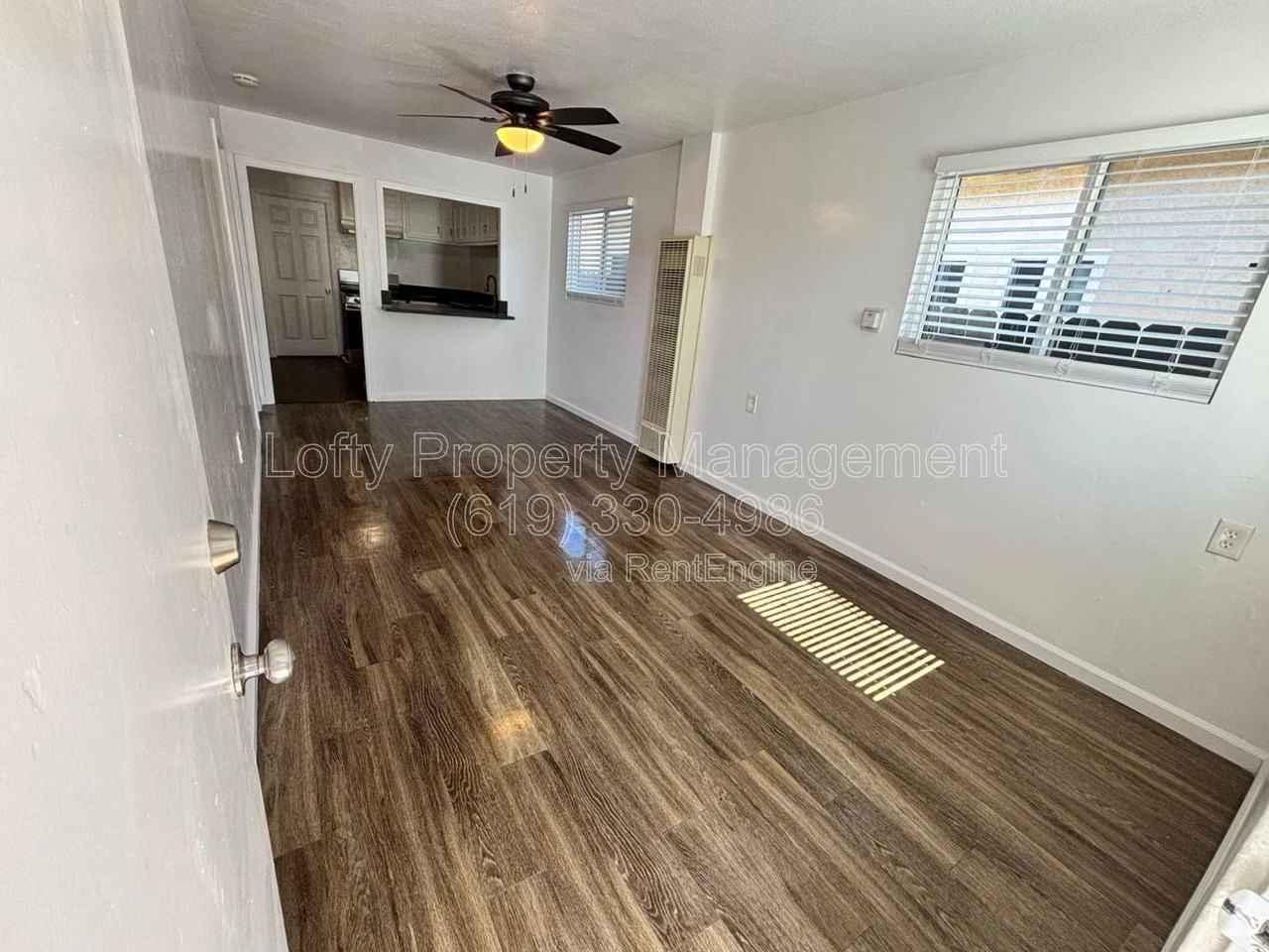 1427 Hoover Ave - Photo 5 of 13