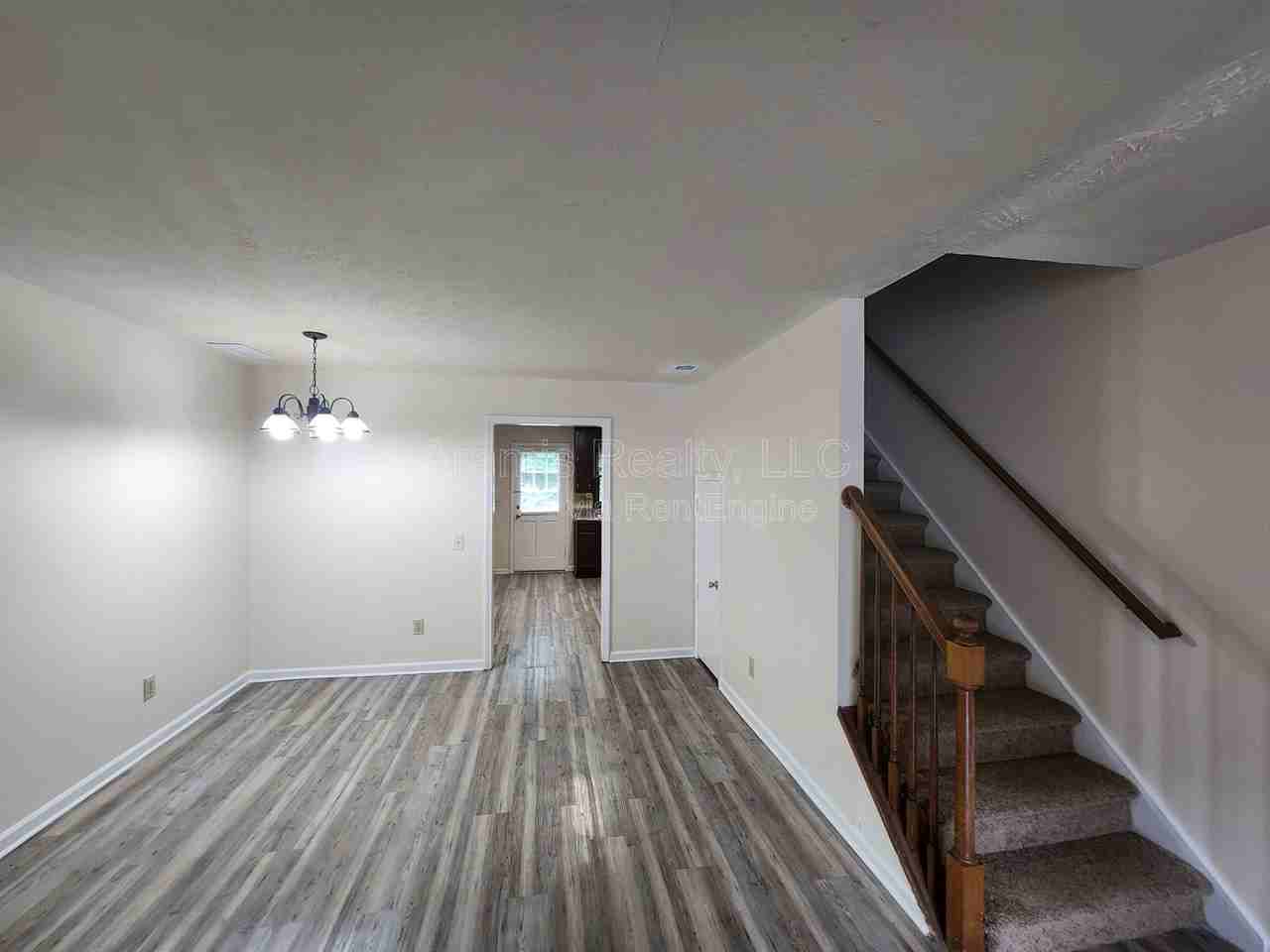 2101 Wexford Dr #A1 - Photo 3 of 15