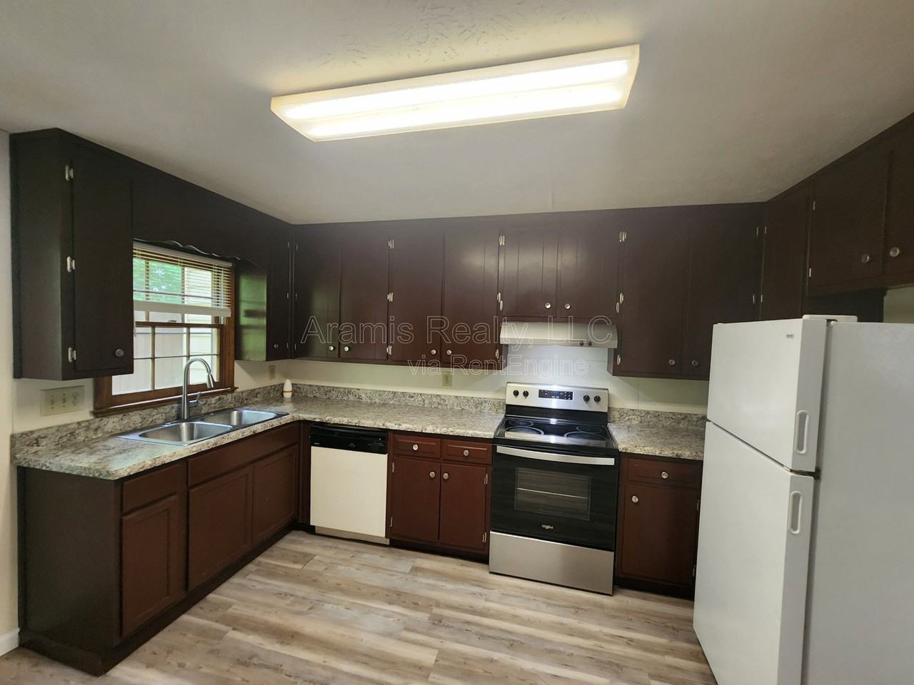 2101 Wexford Dr #A1 - Photo 4 of 15