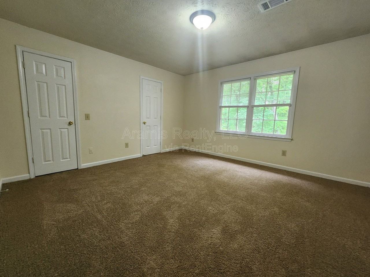 2101 Wexford Dr #A1 - Photo 6 of 15