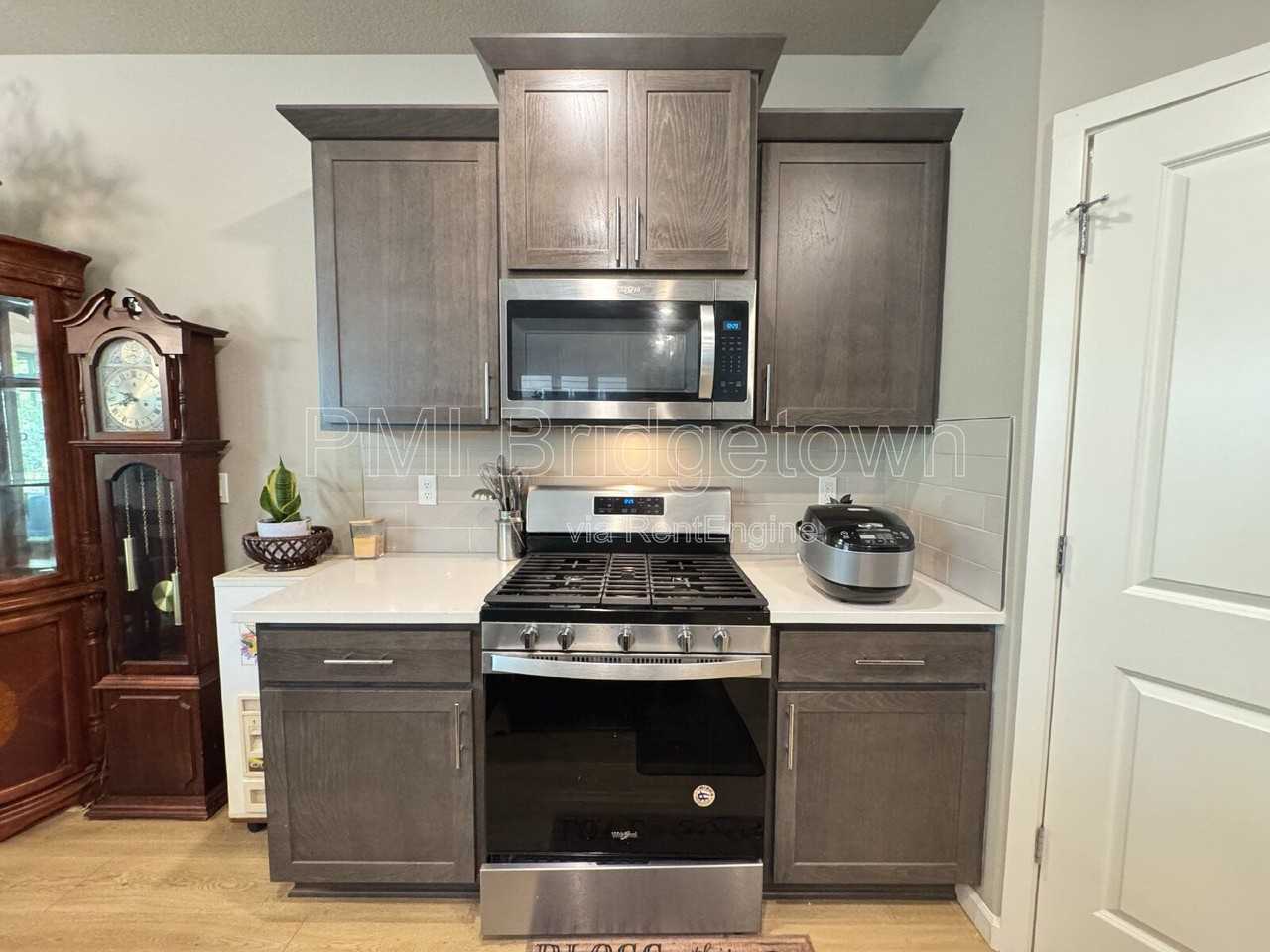 3715 Sw 190th Ter - Photo 5 of 19