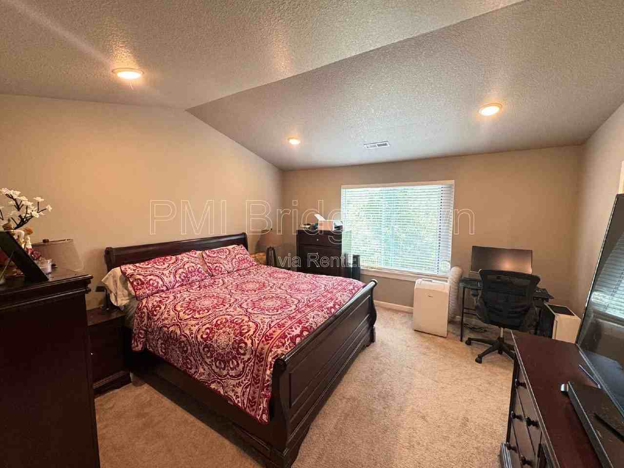 3715 Sw 190th Ter - Photo 7 of 19