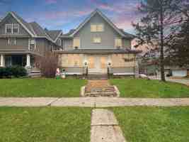 featured image of 1754 Hague Ave