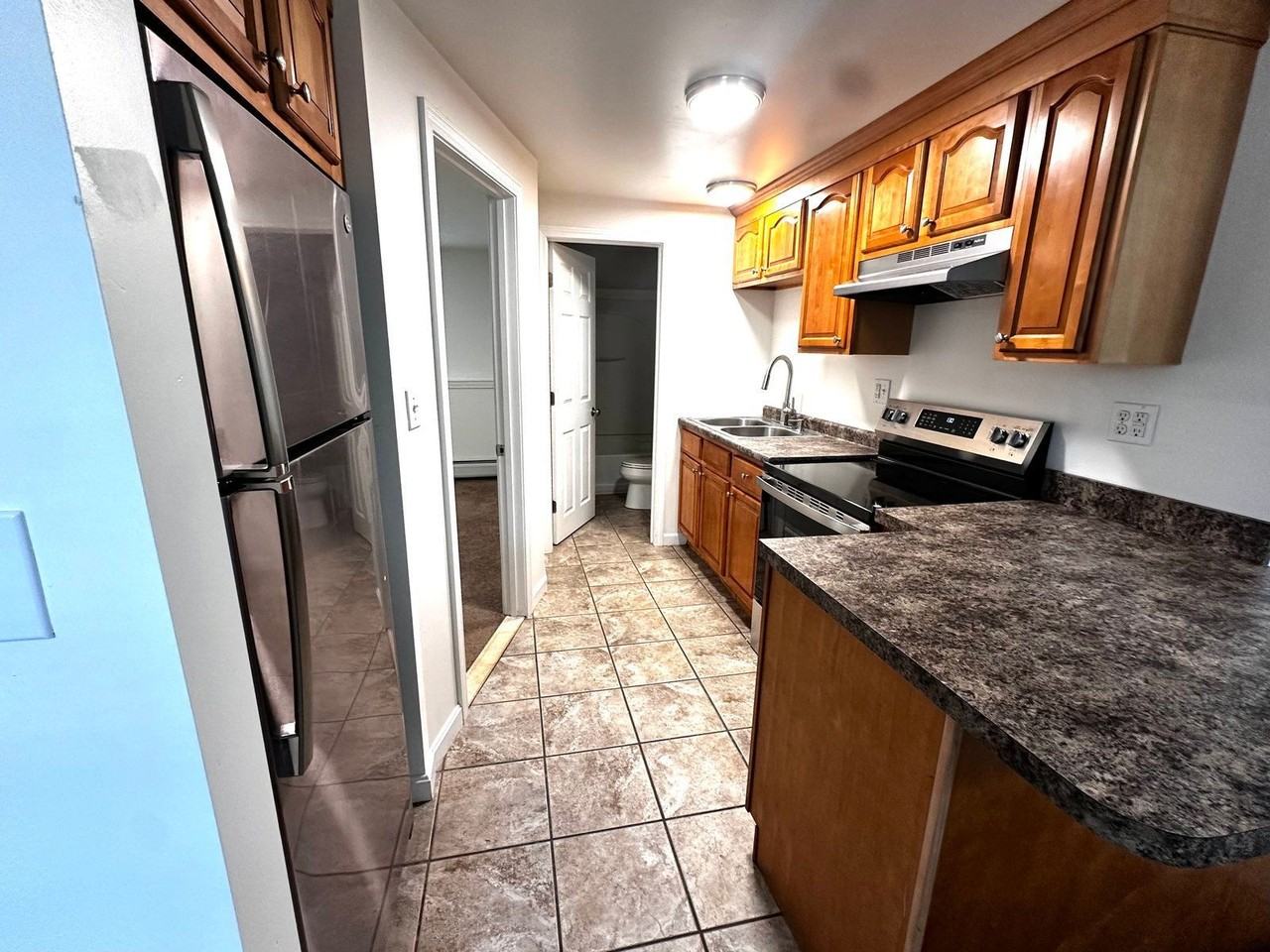 27 Emerald Dr #15 - Photo 4 of 11