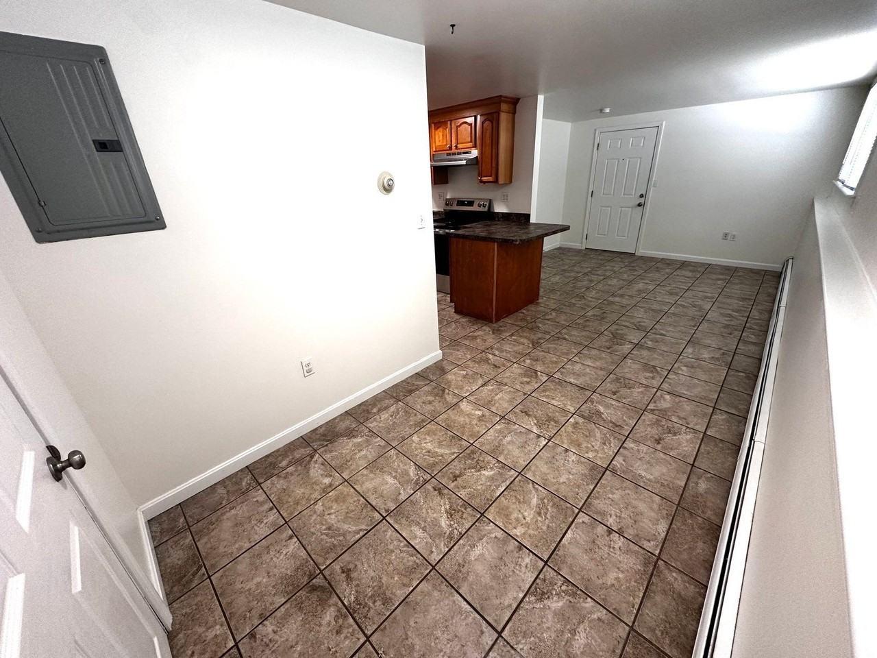 27 Emerald Dr #15 - Photo 5 of 11