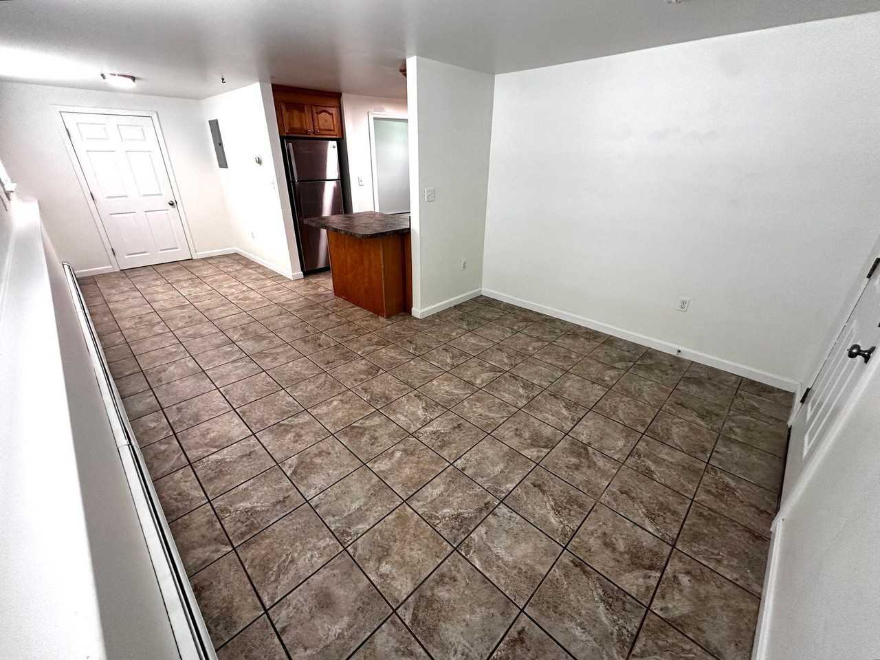 27 Emerald Dr #15 - Photo 6 of 11