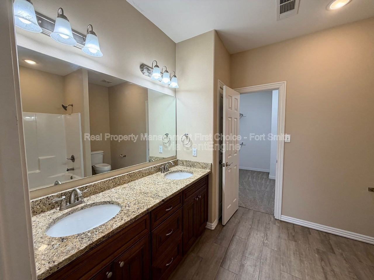 6717 Maribette Rd - Photo 7 of 22