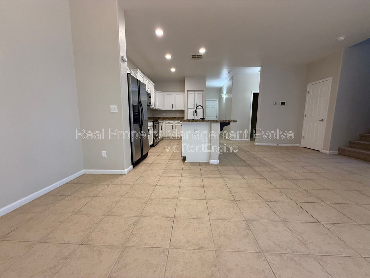 13327 N 152nd Ave - Photo 7 of 42