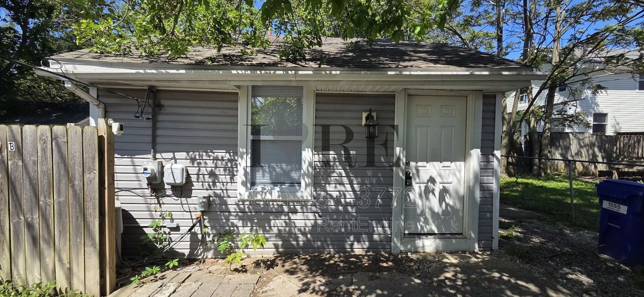 1555 Myrtle Ave - Photo 3 of 24