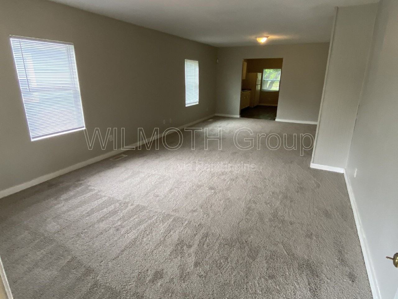 2712 Columbia Ave - Photo 2 of 12