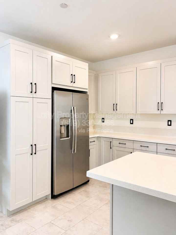 1991 Affinity Ln - Photo 7 of 28